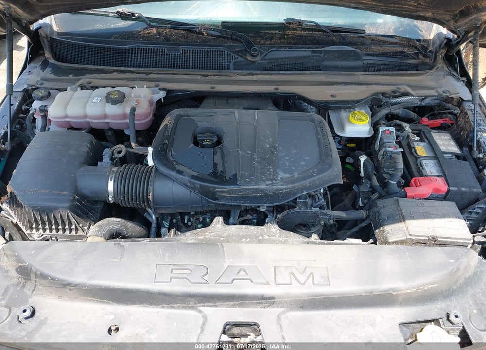 2025 RAM 1500 VIN: 1C6RREFP8SN652862