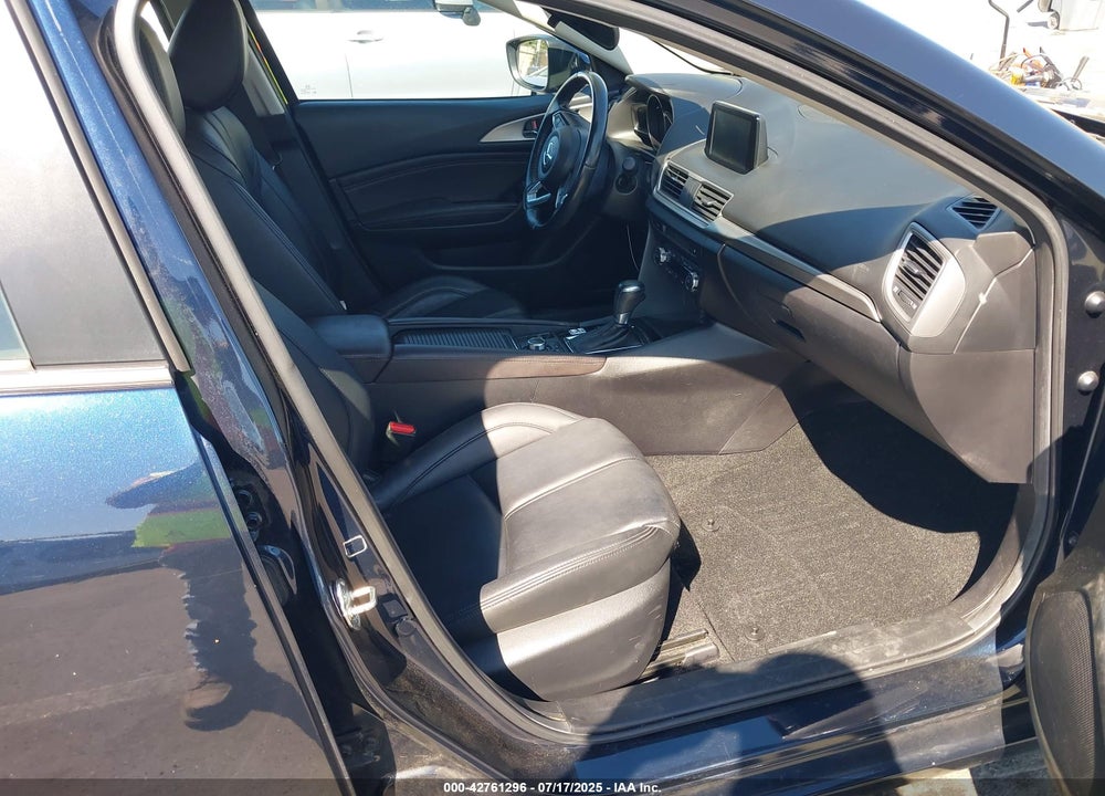2017 MAZDA 3 VIN: 3MZBN1L77HM140562