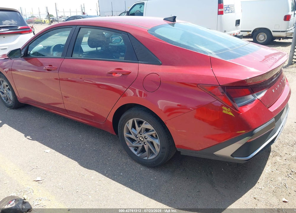 2024 HYUNDAI ELANTRA VIN: KMHLM4DG3RU653519