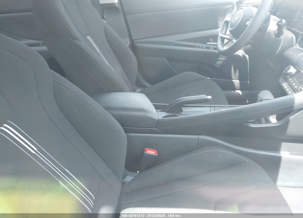 2024 HYUNDAI ELANTRA VIN: KMHLM4DG3RU653519