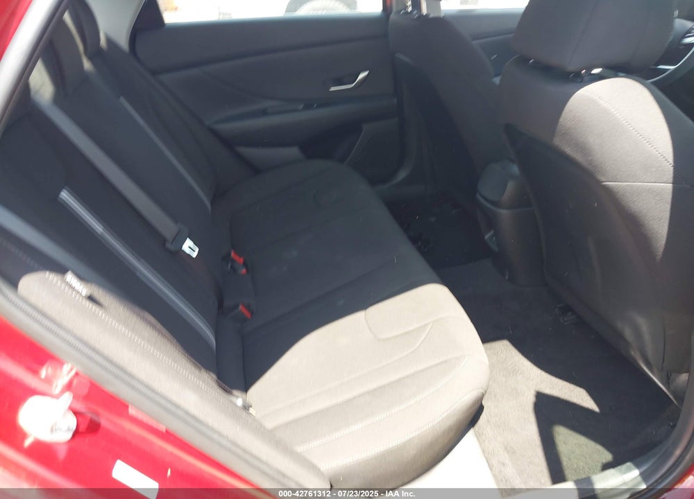 2024 HYUNDAI ELANTRA VIN: KMHLM4DG3RU653519