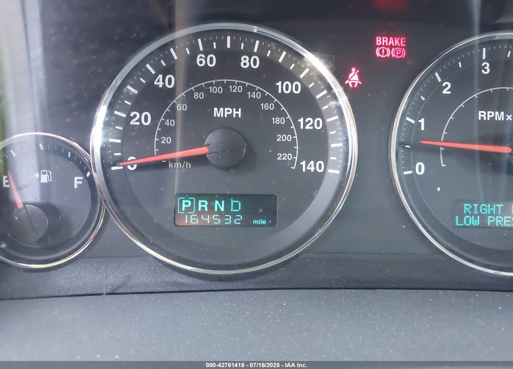 2006 JEEP GRAND CHEROKEE OVERLAND VIN: 1J8HS68216C218311