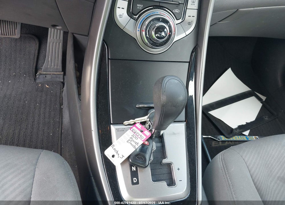 2013 HYUNDAI ELANTRA GLS VIN: KMHDH4AE4DU938041