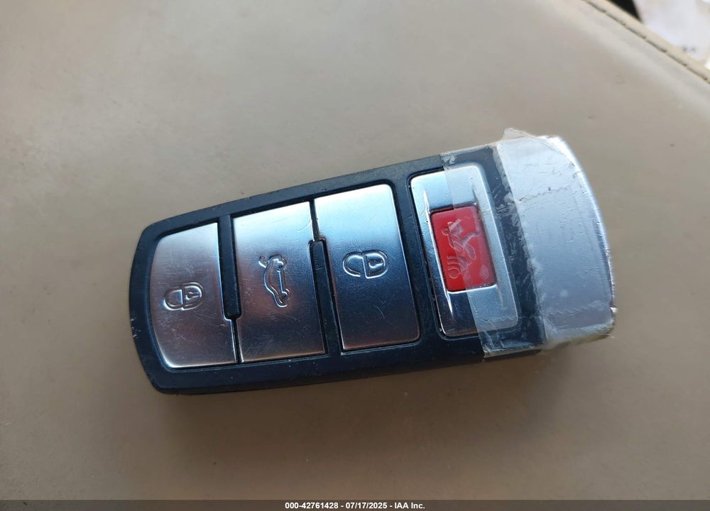 2008 VOLKSWAGEN PASSAT VIN: WVWDU73C78E053569