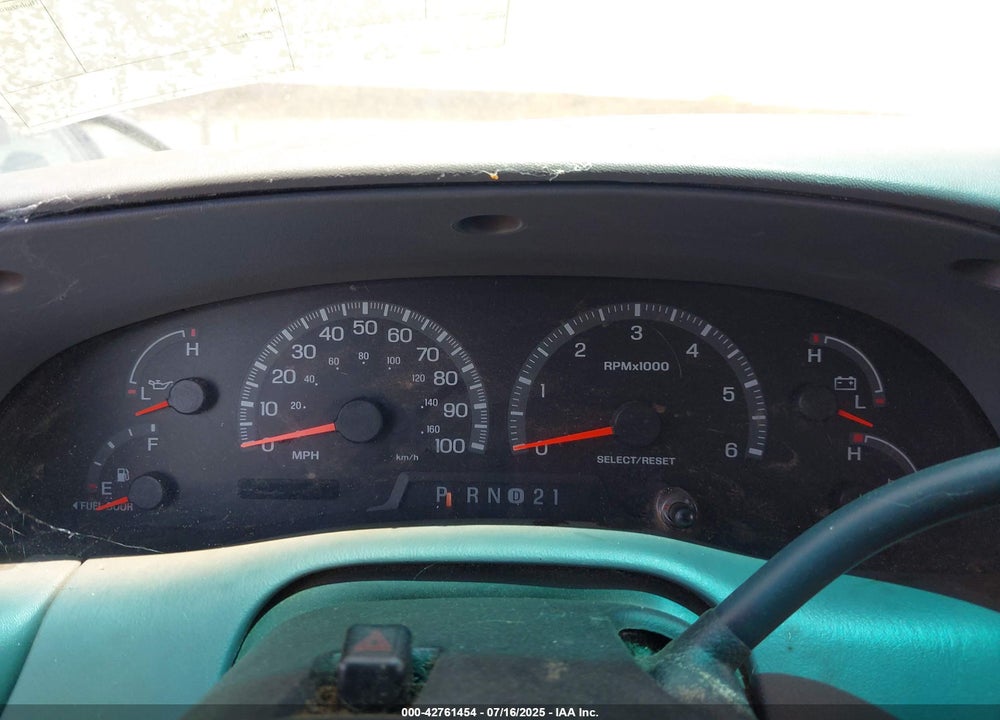 2000 FORD F-150 LARIAT/WORK SERIES/XL/XLT VIN: 1FTRX18L4YKA00476