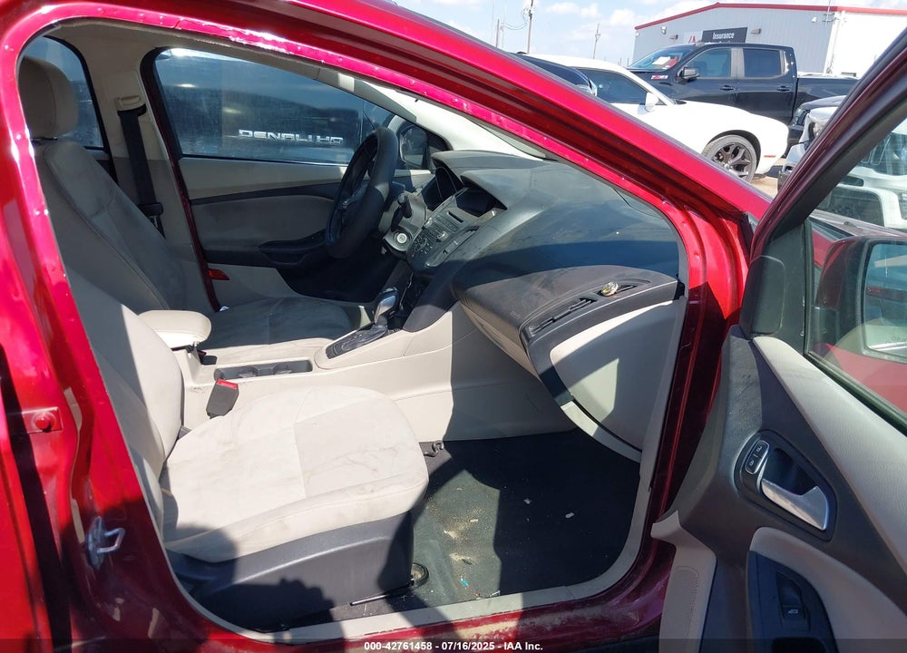 2015 FORD FOCUS VIN: 1FADP3F25FL230492