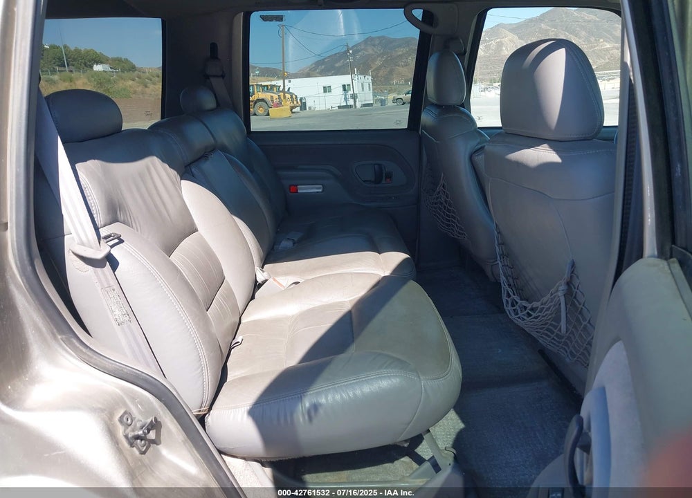 1999 CHEVROLET TAHOE LS VIN: 1GNEK13R0XJ528438