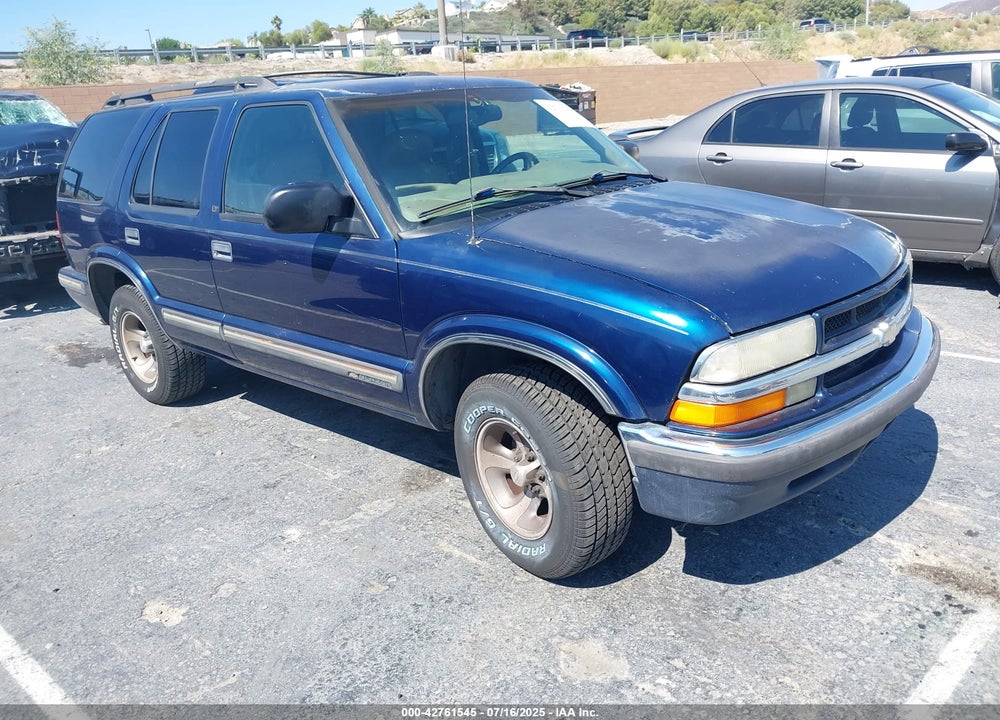 1999 CHEVROLET BLAZER LT VIN: 1GNCS13W4X2185382