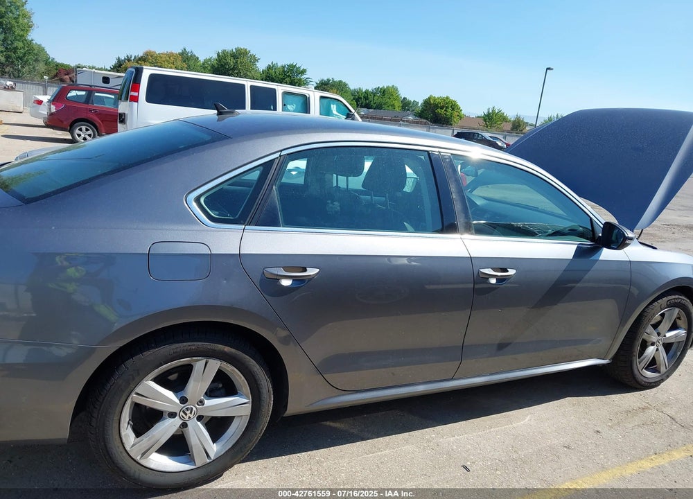 2012 VOLKSWAGEN PASSAT VIN: 1VWBP7A35CC064329
