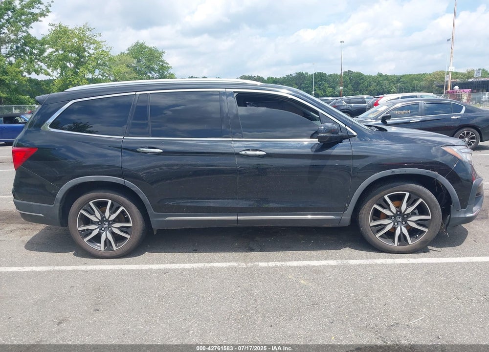 2019 HONDA PILOT TOURING VIN: 5FNYF6H90KB092917