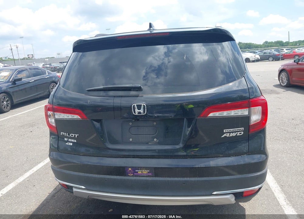 2019 HONDA PILOT TOURING VIN: 5FNYF6H90KB092917
