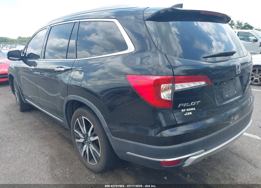 2019 HONDA PILOT TOURING VIN: 5FNYF6H90KB092917