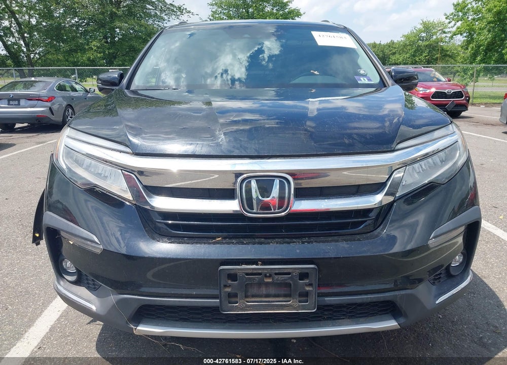 2019 HONDA PILOT TOURING VIN: 5FNYF6H90KB092917