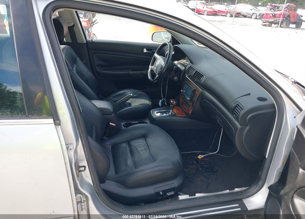 2004 VOLKSWAGEN PASSAT GLX VIN: WVWYH63B74E001540