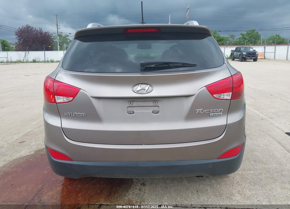 2013 HYUNDAI TUCSON VIN: KM8JU3AC2DU572880
