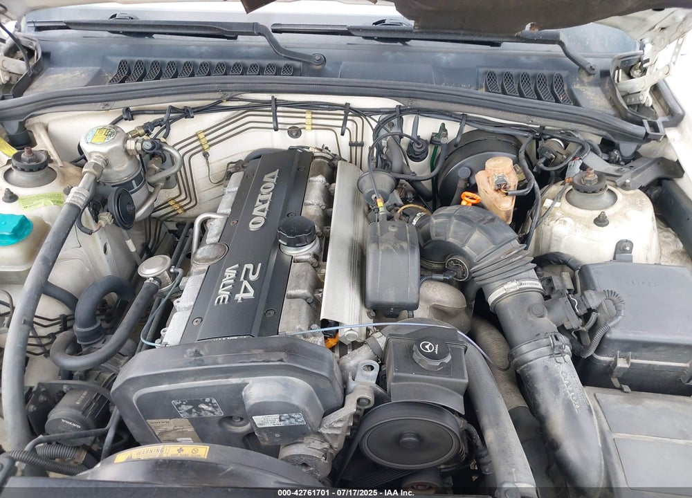 1998 VOLVO V90 VIN: YV1KW9609W1045244