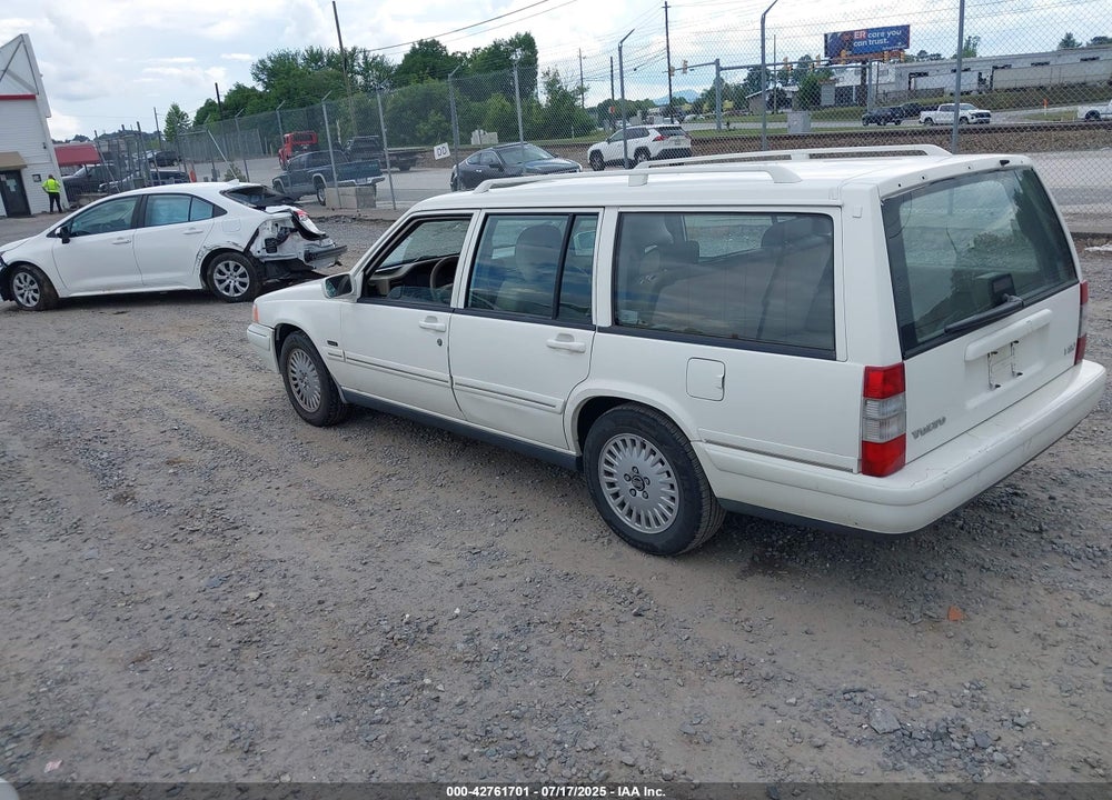 1998 VOLVO V90 VIN: YV1KW9609W1045244