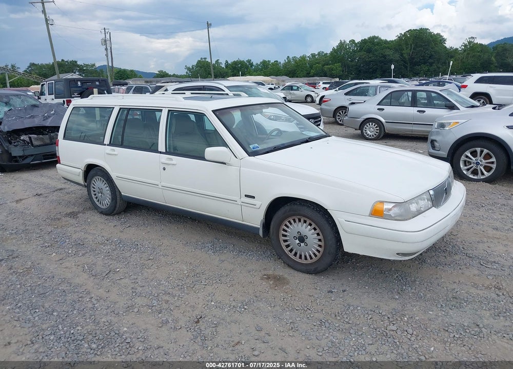 1998 VOLVO V90 VIN: YV1KW9609W1045244
