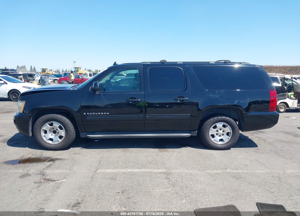 2009 CHEVROLET SUBURBAN 1500 VIN: 1GNFC26089R264006