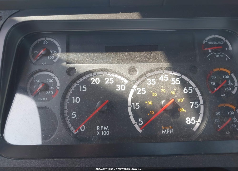 2015 FREIGHTLINER CASCADIA 125 VIN: 3AKJGED5XFSGS5838