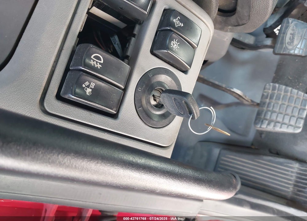2017 PETERBILT 579 VIN: 1XPBDP9X3HD423289