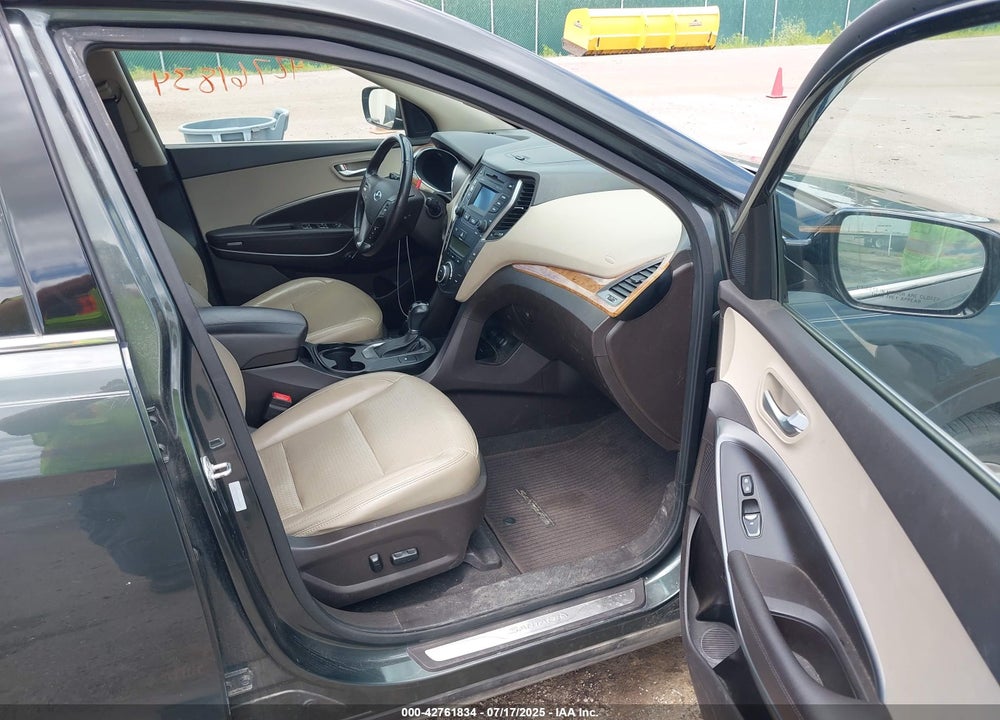2013 HYUNDAI SANTA FE VIN: 5XYZUDLA6DG101471