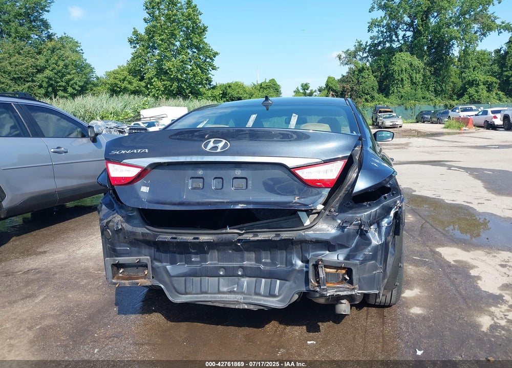 2013 HYUNDAI SONATA VIN: 5NPEB4AC5DH520669