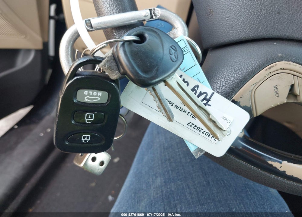 2013 HYUNDAI SONATA VIN: 5NPEB4AC5DH520669