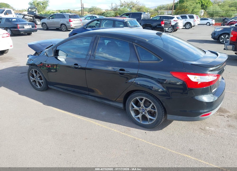2013 FORD FOCUS VIN: 1FADP3F22DL383893