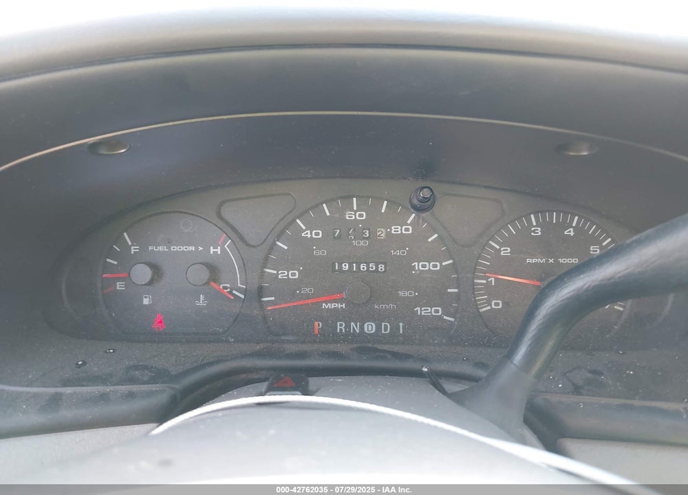 2001 FORD TAURUS VIN: 1FAFP53U81A210610