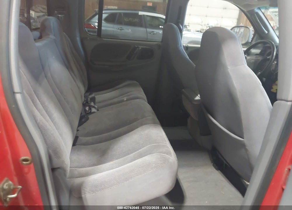 2000 DODGE DAKOTA SLT/SPORT VIN: 1B7GG2AN7YS721013