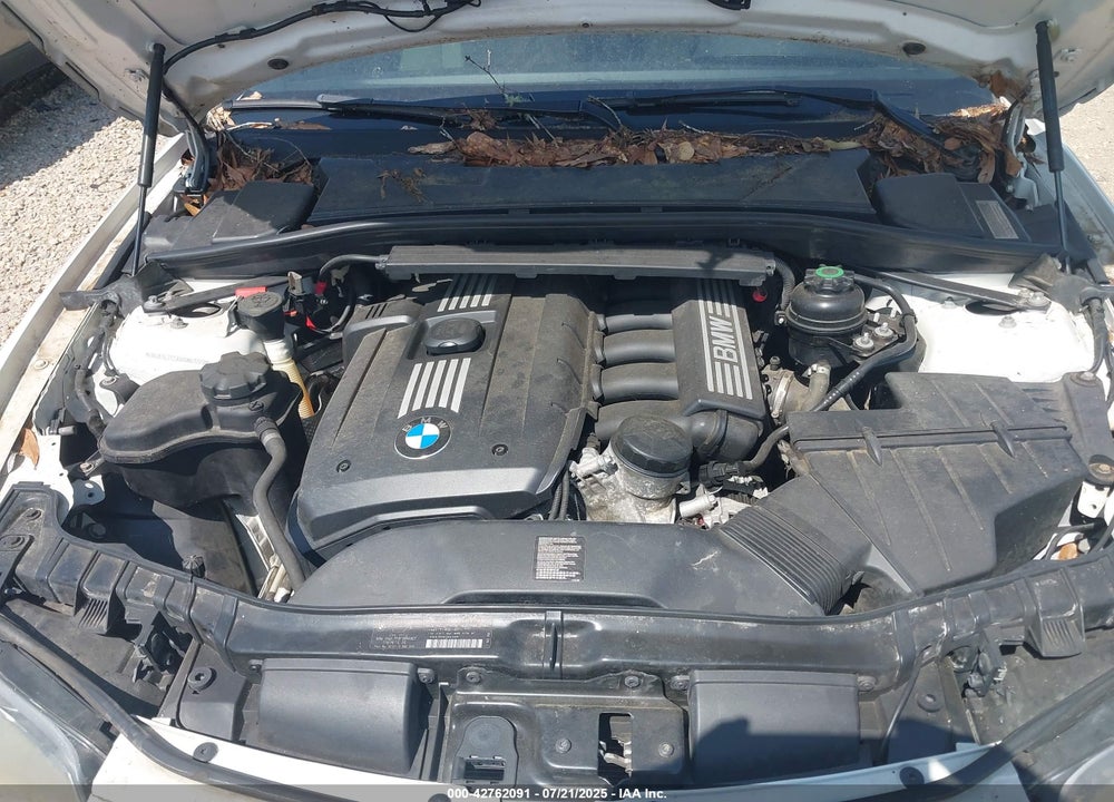 2011 BMW 128I VIN: WBAUL7C50BVM81279