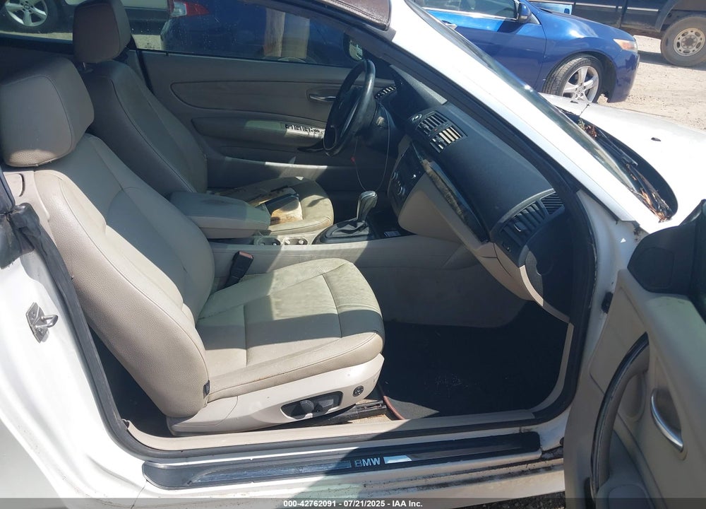 2011 BMW 128I VIN: WBAUL7C50BVM81279