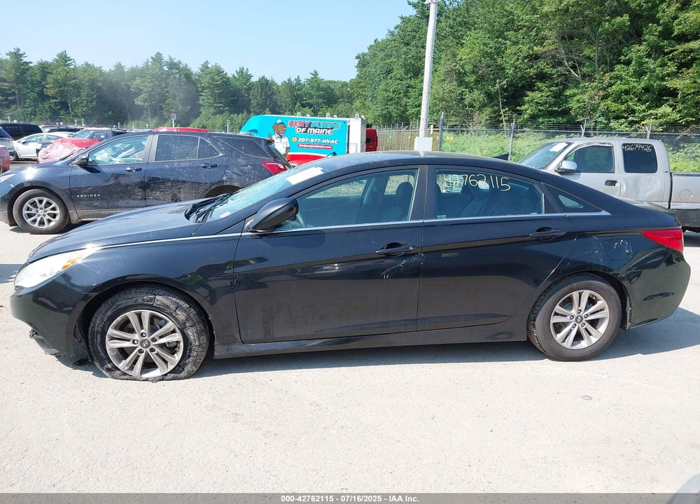 2014 HYUNDAI SONATA GLS VIN: 5NPEB4AC3EH890097
