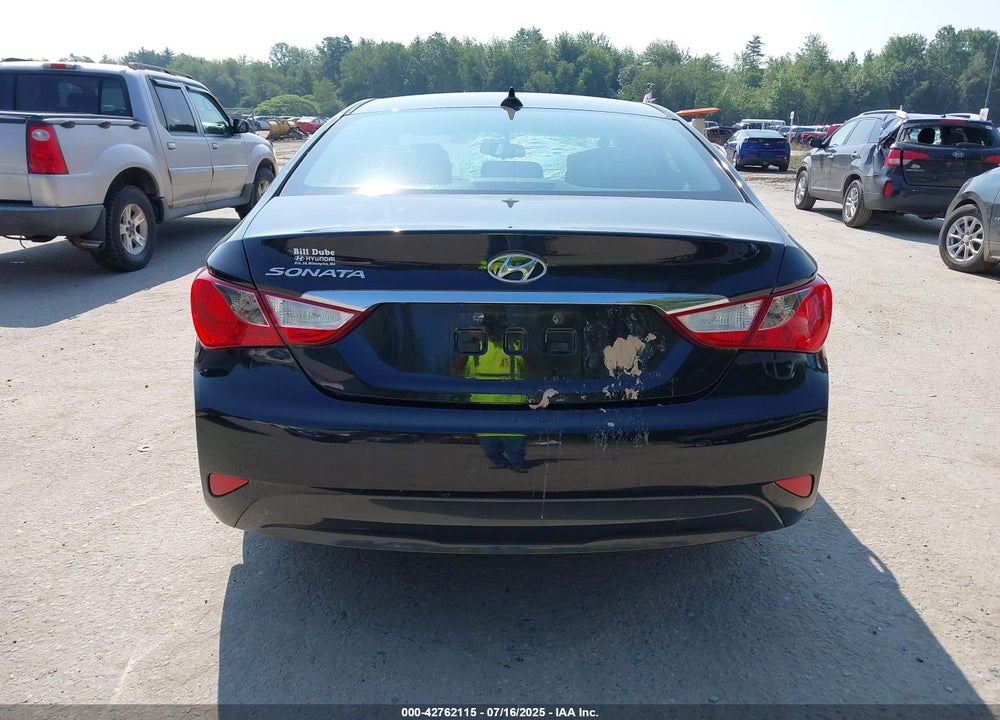 2014 HYUNDAI SONATA GLS VIN: 5NPEB4AC3EH890097