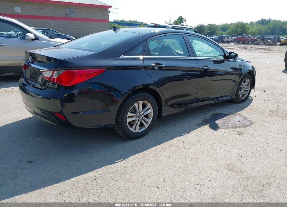 2014 HYUNDAI SONATA GLS VIN: 5NPEB4AC3EH890097