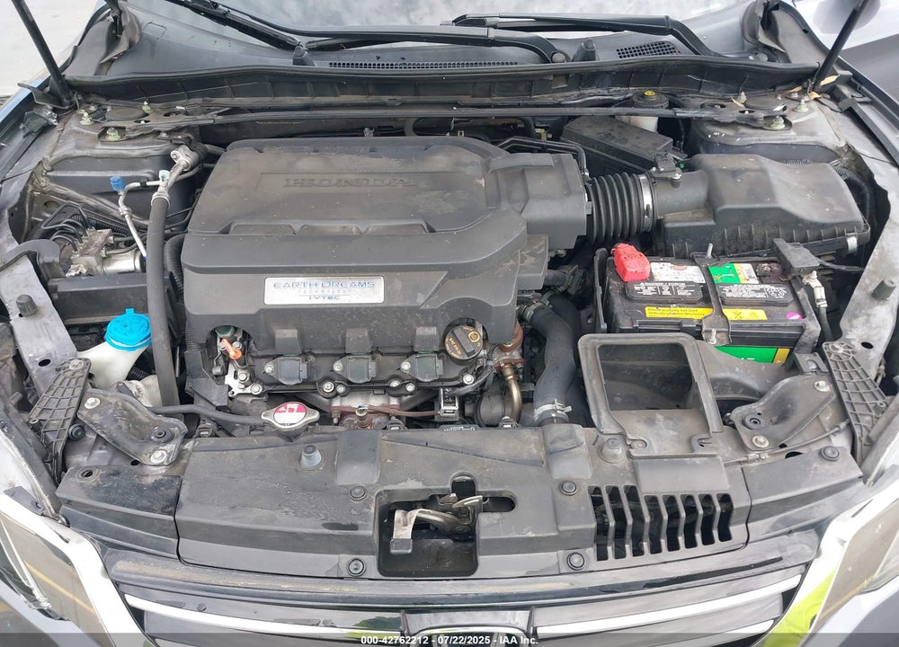 2013 HONDA ACCORD VIN: 1HGCR3F80DA029503