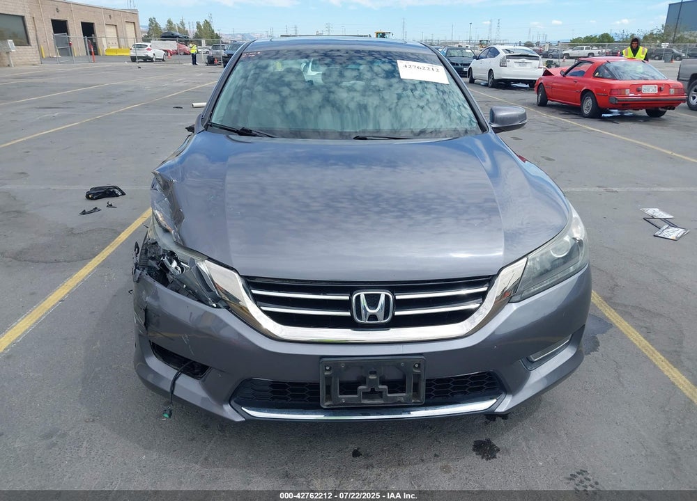 2013 HONDA ACCORD VIN: 1HGCR3F80DA029503