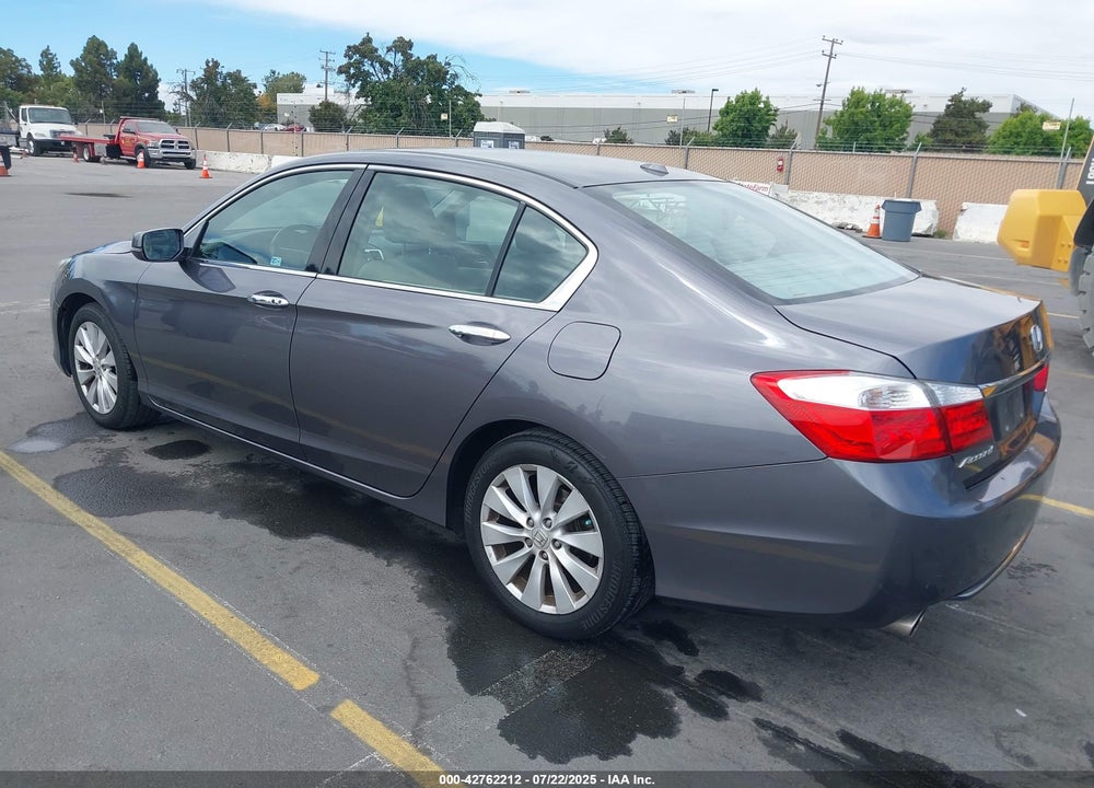2013 HONDA ACCORD VIN: 1HGCR3F80DA029503