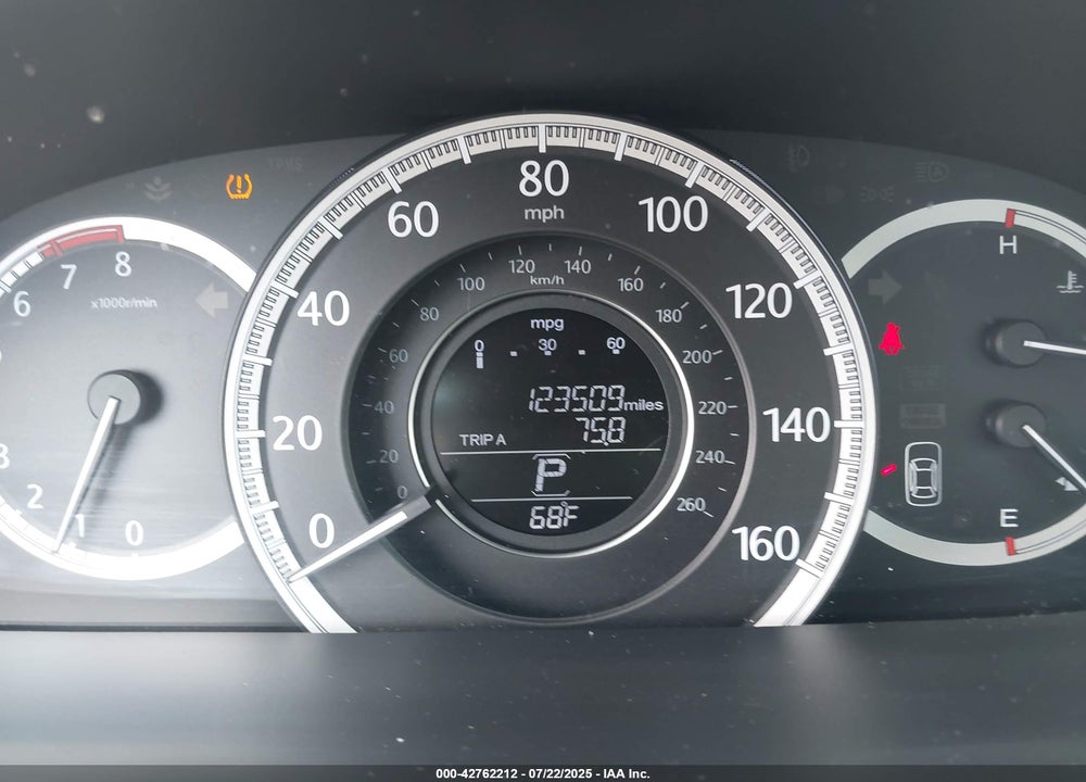 2013 HONDA ACCORD VIN: 1HGCR3F80DA029503