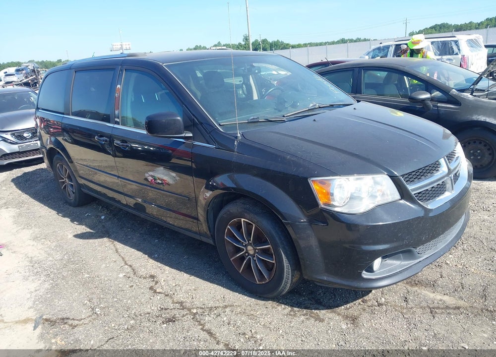2017 DODGE GRAND CARAVAN SXT VIN: 2C4RDGCG4HR589214