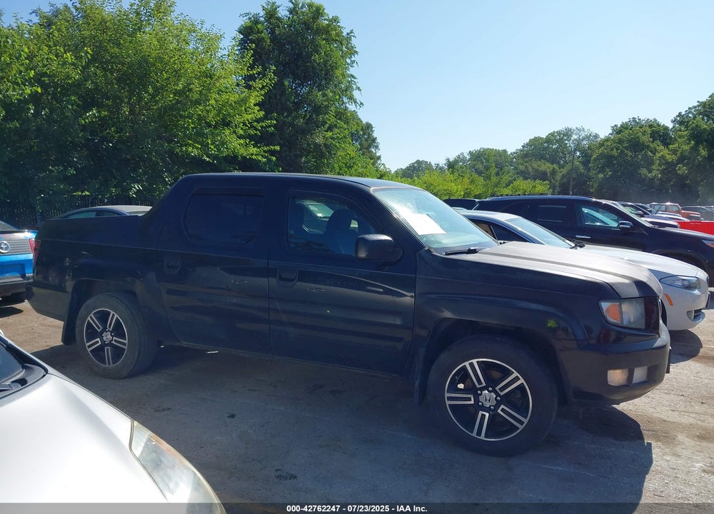 2013 HONDA RIDGELINE VIN: 5FPYK1F70DB013868