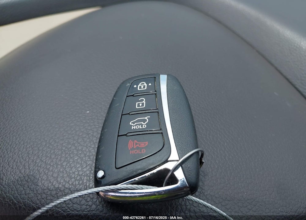 2013 HYUNDAI SANTA FE VIN: KM8SR4HF9DU008879