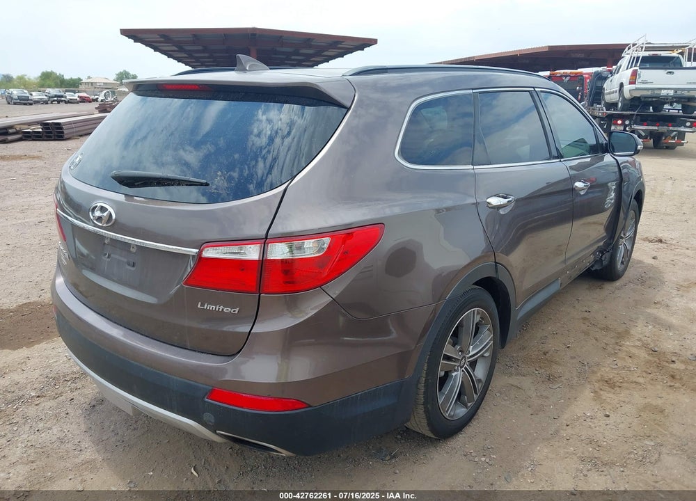 2013 HYUNDAI SANTA FE VIN: KM8SR4HF9DU008879