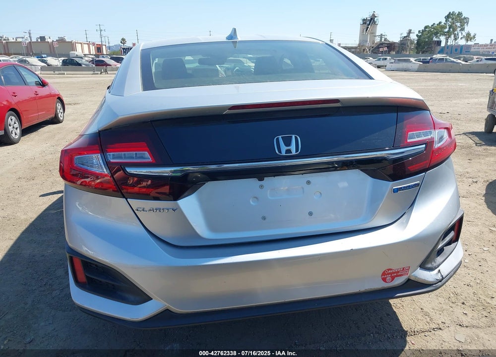 2018 HONDA CLARITY VIN: JHMZC5F18JC003514