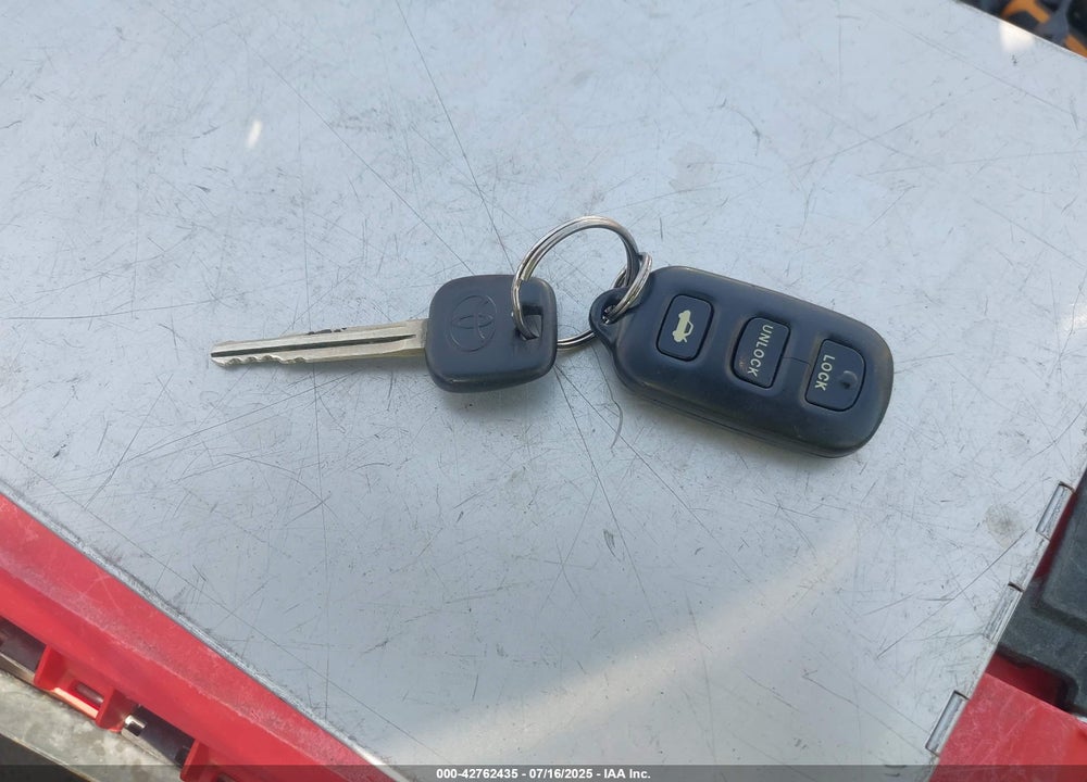 2004 TOYOTA CAMRY LE VIN: 4T1BE30K34U367742