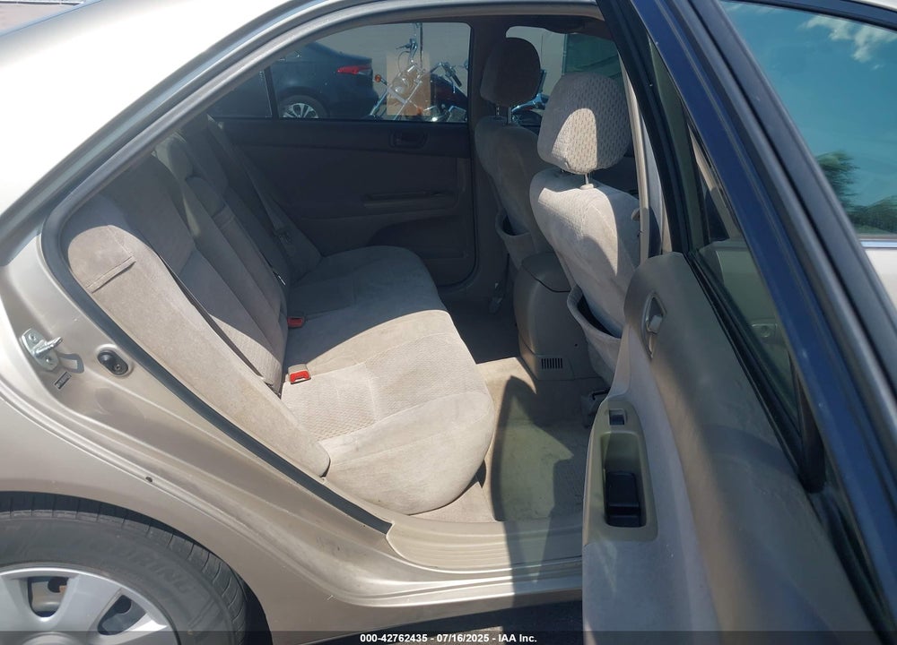 2004 TOYOTA CAMRY LE VIN: 4T1BE30K34U367742