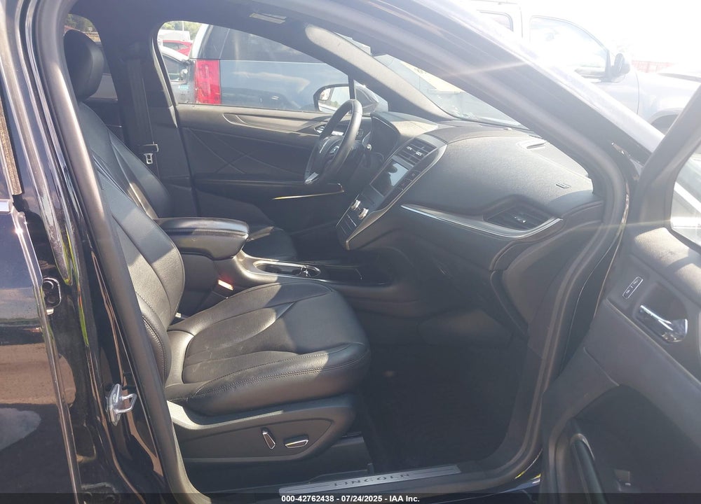 2017 LINCOLN MKC VIN: 5LMCJ1D96HUL54868