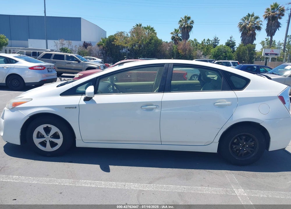 2012 TOYOTA PRIUS VIN: JTDKN3DU9C5433266