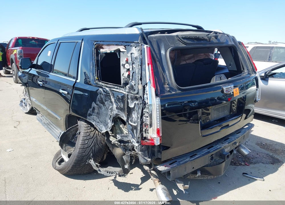 2016 CADILLAC ESCALADE VIN: 1GYS4BKJ6GR359240